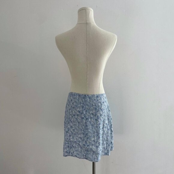 Reformation Margot Mini Skirt In Blue Floral Print | Womens Size 6 - Picture 3 of 6